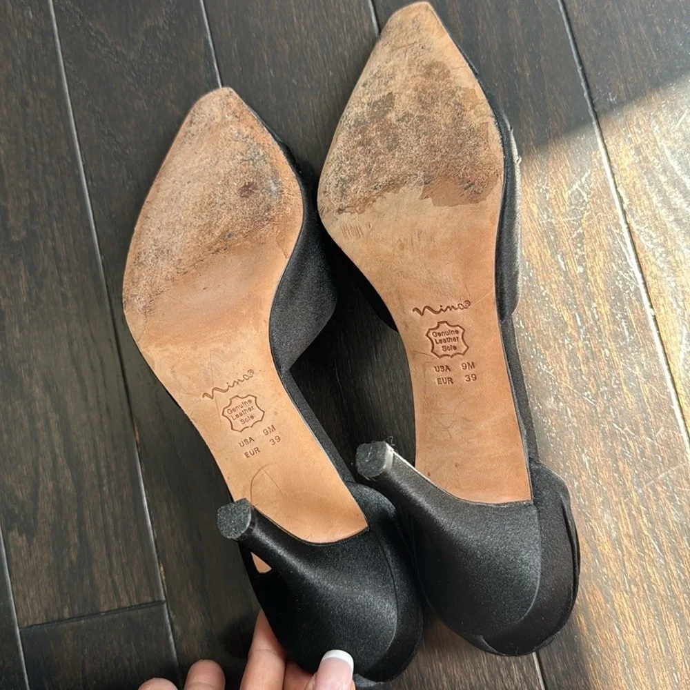 Nina Black Satin Front Knot Heels Size 9